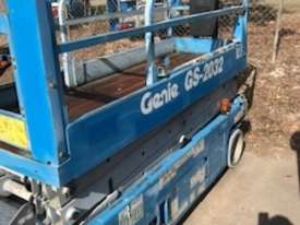 08/2011 Genie GS2032 Narrow Electric Scissor Lift - picture1' - Click to enlarge
