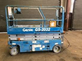 08/2011 Genie GS2032 Narrow Electric Scissor Lift - picture0' - Click to enlarge