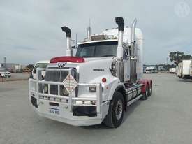 Western Star 4900 SX - picture1' - Click to enlarge