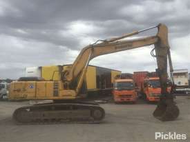 2001 Komatsu PC220-6 - picture2' - Click to enlarge