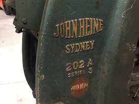 Mechanical John Heine 202A series 3 inclinable press - picture0' - Click to enlarge