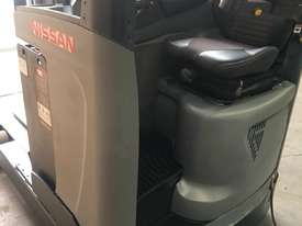 Nissan E49 2013 Reach Truck  - picture0' - Click to enlarge
