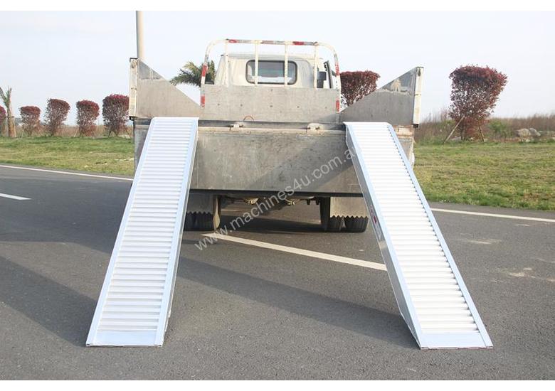 New 2019 jetland JETLAND 1 69M 4T 2 X ALUMINIUM LOADING RAMPSHD3051690