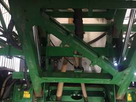 John Deere R4045 Boom Spray Sprayer - picture0' - Click to enlarge