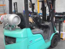 MITSUBISHI GRENDIA CONTAINER MAST LPG FORK LIFT.. 1.5 TONNE WITH SIDE SHIFT 1060hrs - picture0' - Click to enlarge