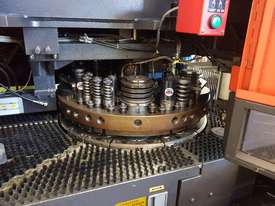 Amada N.C Turret punch Press - picture2' - Click to enlarge