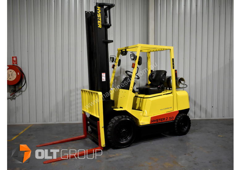 caption Hyster H2.50DX 2.5 Tonne Forklift 2 Stage 4510mm Mast LPG Digital Load Indicator