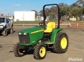 2012 John Deere 3032E - picture2' - Click to enlarge