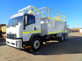 2019 ISUZU FVZ260-300 6X4 SERVICE TRUCK - picture2' - Click to enlarge