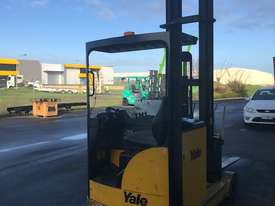 Yale MR18 Electric Reach Truck - picture0' - Click to enlarge