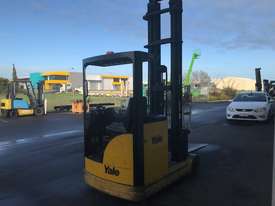 Yale MR18 Electric Reach Truck - picture2' - Click to enlarge