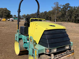 Ammann AV26 Vibrating Roller Roller/Compacting - picture0' - Click to enlarge