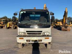 2002 Isuzu FVR950 - picture1' - Click to enlarge