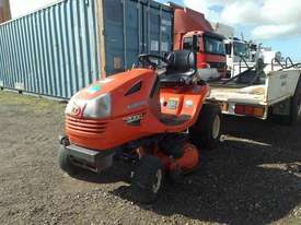 Kubota T2080 - picture1' - Click to enlarge