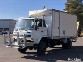 1992 Isuzu FTS700 - picture2' - Click to enlarge