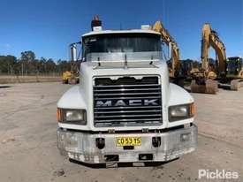 2003 Mack CH - picture1' - Click to enlarge