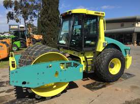 Ammann ASC110 single drum roller with pad foot kit - picture0' - Click to enlarge