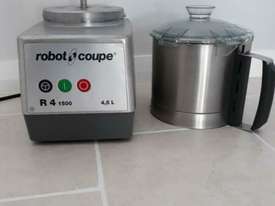 Robot Coupe R 4 Table Top Cutter - picture1' - Click to enlarge