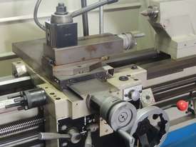 CL-38A Centre Lathe 410 x 1000mm Turning Capacity - 52mm Spindle Bore Includes Digital Readout - picture2' - Click to enlarge