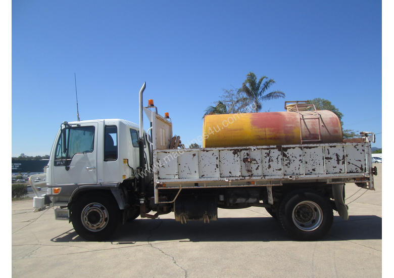 caption Hino FG Ranger 9 Water truck Truck