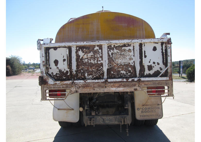 caption Hino FG Ranger 9 Water truck Truck