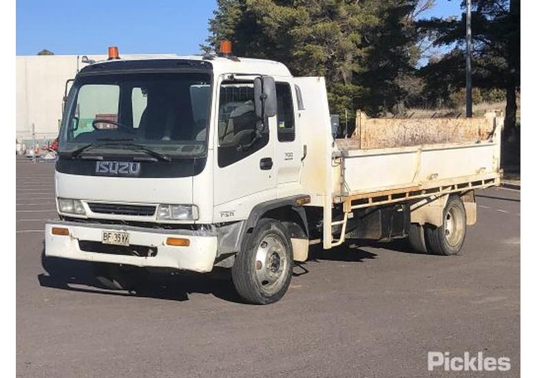 Buy Used Isuzu FSR 700 LONG Service Trucks in , - Listed on Machines4u