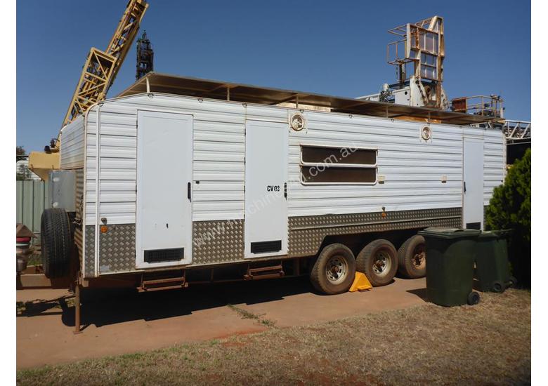 Used 2005 Explorex 2005 Explorex Tri Axle 3 Room 4 Berth Remote Site