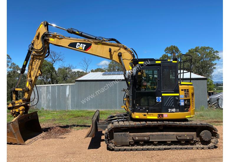 caption CAT 314D CR QC 14T EXCAVATOR PUSH BLADE, RUBBER PADS, HEIGHT LIMITER, Wired 4 TRIMBLE GPS