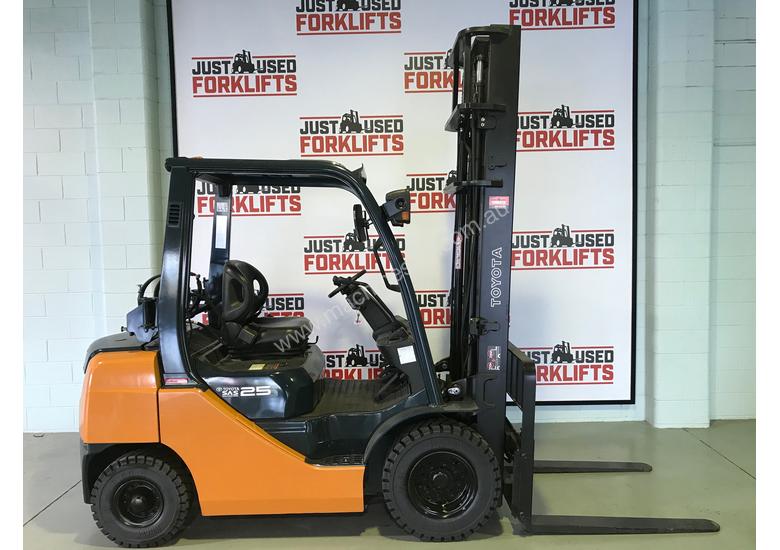 Used 2010 Toyota 32 8fg25 Deluxe Counterbalance Forklifts In Listed On Machines4u