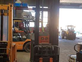 Raymond Double Deep Reach Truck - picture1' - Click to enlarge