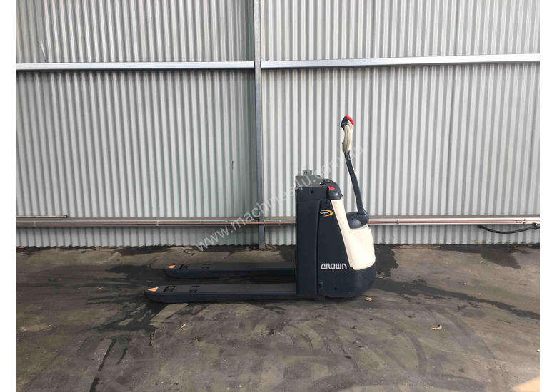 caption Crown Pallet Jack Jack/Lifting