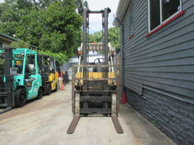 Yale 2.5 ton Cheap Used Forklift  #1541 - picture1' - Click to enlarge