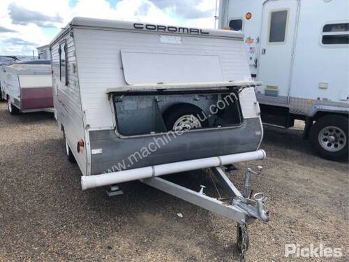 2005 Coromal Compac 401