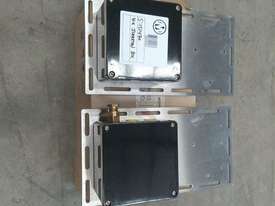 Simtronics GD1 Junction Box - picture0' - Click to enlarge