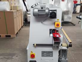 RHINO R4000S COMPACT EDGE BANDER NOW AVAILABLE EX STOCK - picture2' - Click to enlarge