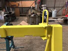 Crane Pallet Lifter/ Hook - picture0' - Click to enlarge