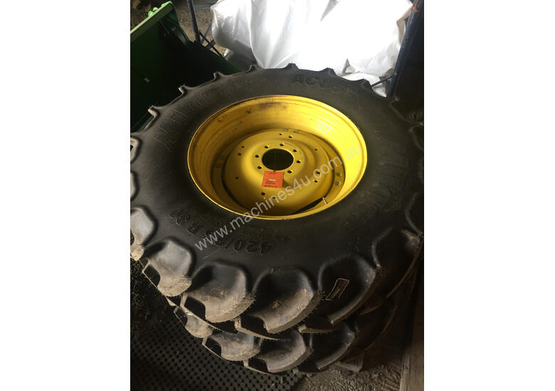 caption MITAS 420/85R30 Tyre/Rim Combined