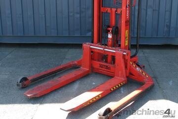 Manual Pallet Jack - 90cm High 1000kg Capacity - Logitrans