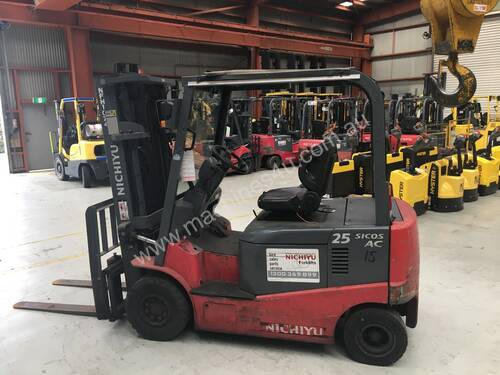 2.5T Battery Electric 4 Wheel Forklift