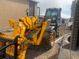 JCB Telescopic Hand 540-180-PB5XAX - picture0' - Click to enlarge