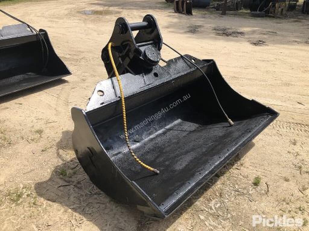 Used 2100mm Jaws Tilt Bucket Excavator Bucket in , Listed on Machines4u