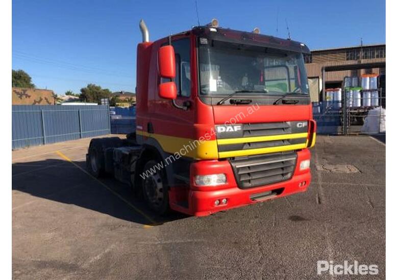 caption 2011 DAF CF7585