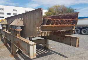 Jaques Vibrating feeder with grizzly section