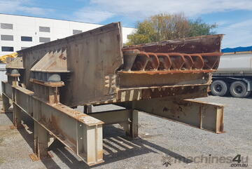 Jaques Vibrating feeder with grizzly section Jaques Vibrating feeder with grizzly section