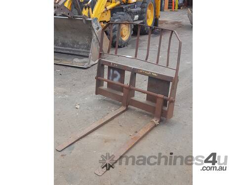 Used Skid Steer Pallet Forks. In used condition. 6 month warranty
