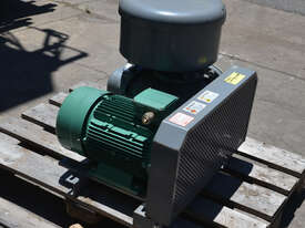 ShinMaywa ARS100 100mm roots type vacuum blower pump 8.27m3/min 11kW 3 phase - picture0' - Click to enlarge