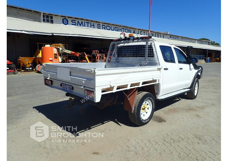 Buy Used 2012 TOYOTA HILUX KUN26R 4X4 DUAL CAB TRAY BACK UTE Utes in , Listed on Machines4u