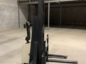 Walkie Stacker Forklift - picture2' - Click to enlarge