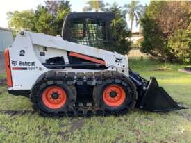 Skid steer Machine  - picture1' - Click to enlarge