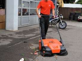 HAAGA 497 INDUSTRIAL SWEEPER - picture1' - Click to enlarge